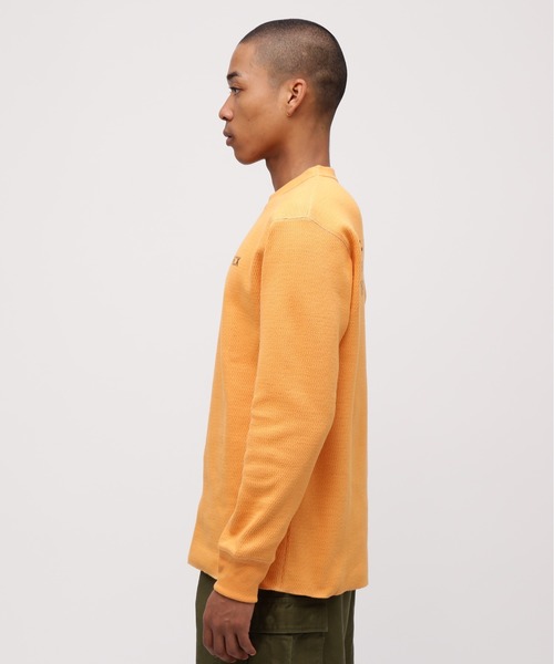 AVIREX(アヴィレックス)の「《WEB&DEPOT限定》STENCIL HONEYCOMB WAFFLE L/S T-SHIRT / ステンシル ハニカムワッフル 長袖Tシャツ / AVIREX / アヴィレックス(Tシャツ/カットソー・メンズ・ネイビー/オレンジ/ナチュラル/チャコール・MEDIUM/LARGE/X-LARGE/XX-LARGE)」の14枚目の写真
