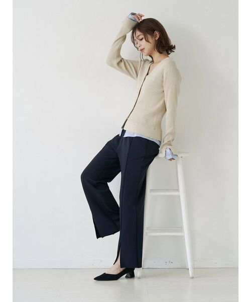 TONAL(トーナル)の「360°ストレッチスリムフレアパンツ(その他パンツ・レディース・ネイビー/チャコールグレー/ブルー・SMALL/MEDIUM/LARGE)」の7枚目の写真