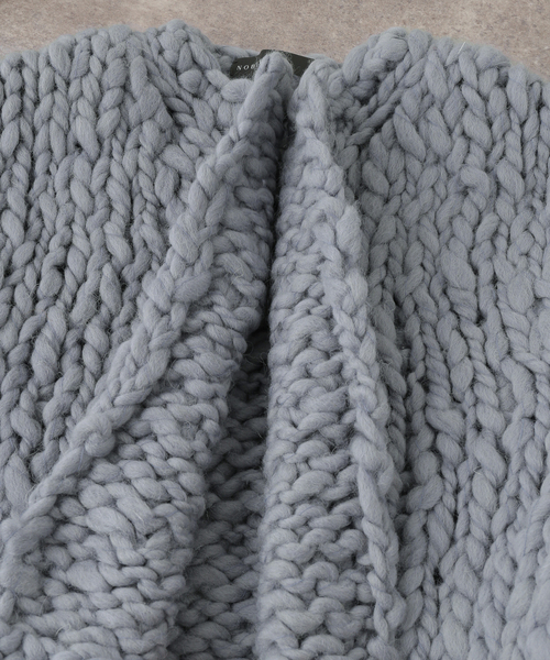 Noble（ノーブル）の「HAND KNIT ショートカーディガン（カーディガン/ボレロ・レディース・アイボリー/ブルー・FREE）」の5枚目の写真