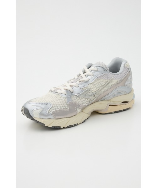 MIZUNO（ミズノ　）の「WAVE RIDER 10（スニーカー・レディース・シルバー/レッド・23cm/23.5cm/24cm/24.5cm/25cm）」の22枚目の写真