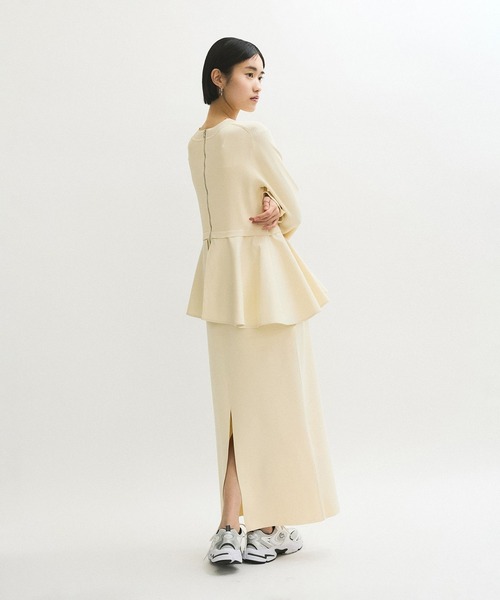 【新品】ADAM ET ROPÉ FEMME ペプラムコンビニットワンピース サステナブル】ペプラムコンビニットワンピース/オケージョン