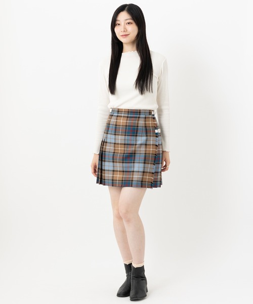 O'NEIL of DUBLIN(オニールオブダブリン)の「O'NEIL OF DUBLIN ダブルベルト ミニキルトスカート 45cm(スカート・レディース・ブラック/カーキ/ライトブラウン/ブラック系その他・8/10)」の3枚目の写真
