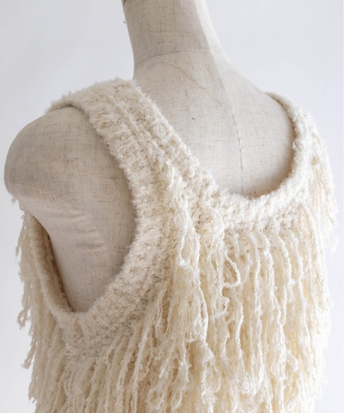 EN NEUME(エンノイム)の「Fringe Knit Bustier(ベスト・レディース・ブラウン/アイボリー/チャコール・FREE)」の22枚目の写真