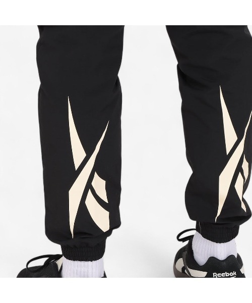 Reebok(リーボック)の「クラシックス ベクター トラックパンツ / CL F FR TRACKPANT(その他パンツ・メンズ・ネイビー/ブラック/バーガンディー/ブラック系その他・X-LARGE/LARGE/SMALL/MEDIUM)」の14枚目の写真