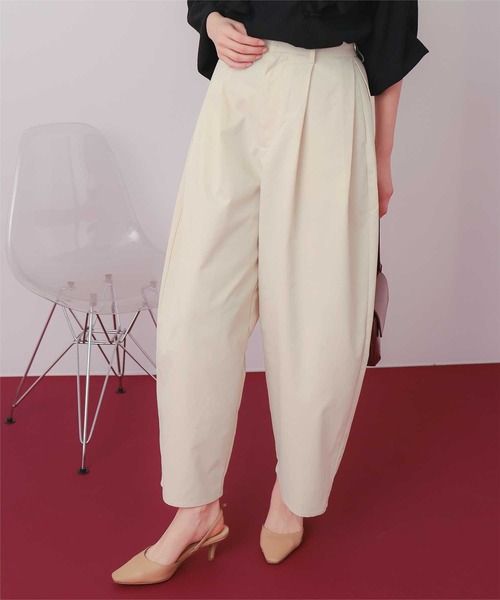titivate(ティティベイト)の「カーブデザインツイルパンツ(その他パンツ・レディース・ベージュ/カーキ/アイボリー/ブラック・SP/L/M/S)」の5枚目の写真