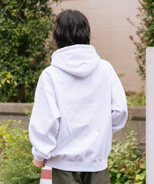 BEN DAVIS(ベンデイビス)の「【BEN DAVIS/ベンデイビス】【すっきりとした一枚どりフードパターン】ワンポイント刺繍 裏起毛フーディー ヘビーウェイトスウェット プルオーバーパーカー ユニセックス(パーカー・メンズ・ブラック/ダークグリーン/グレー・MEDIUM/LARGE/X-LARGE)」の11枚目の写真
