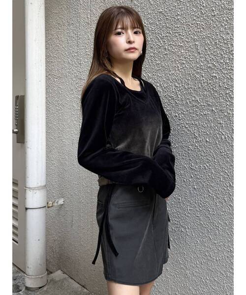 MURUA（ムルーア）の「ホルターネックベロアトップス（Tシャツ/カットソー・レディース・ブラック/ブルー/ベージュ・FREE）」の6枚目の写真