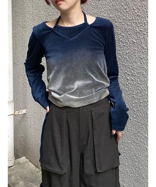 MURUA（ムルーア）の「ホルターネックベロアトップス（Tシャツ/カットソー・レディース・ブラック/ブルー/ベージュ・FREE）」の10枚目の写真