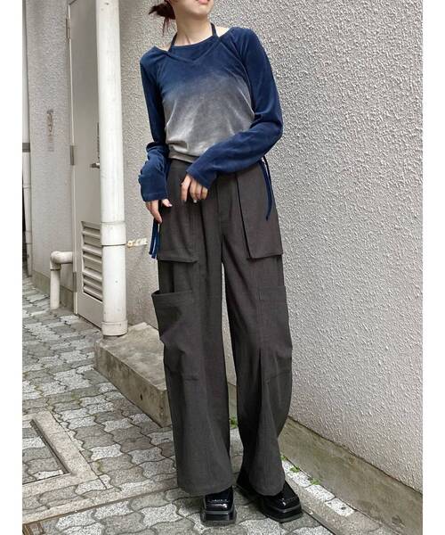 MURUA（ムルーア）の「ホルターネックベロアトップス（Tシャツ/カットソー・レディース・ブラック/ブルー/ベージュ・FREE）」の18枚目の写真