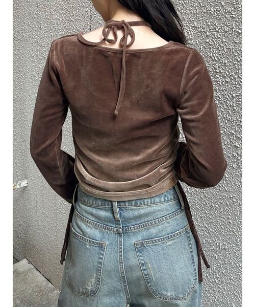 MURUA（ムルーア）の「ホルターネックベロアトップス（Tシャツ/カットソー・レディース・ブラック/ブルー/ベージュ・FREE）」の15枚目の写真