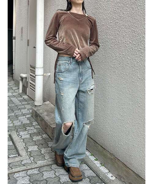 MURUA（ムルーア）の「ホルターネックベロアトップス（Tシャツ/カットソー・レディース・ブラック/ブルー/ベージュ・FREE）」の17枚目の写真