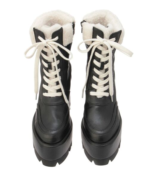 GYDA（ジェイダ）の「TANK SOLES BOAショートブーツ（ブーツ・レディース・ベージュ/ブラック・SMALL/MEDIUM/LARGE）」の22枚目の写真