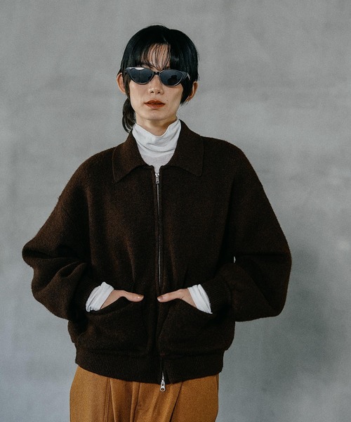 【未使用級♡着用1回】エリザベッタフランキ　ジップアップニットブルゾン　38 未使用級♡着用1回】エリザベッタフランキ ジップアップニットブルゾン 38