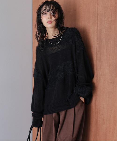 AMELY(エミリー)の「シャギーミックスシアーニットトップス(ニット/セーター・レディース・ブラック/チャコール/ベージュ/ブラウン・フリー)」の2枚目の写真