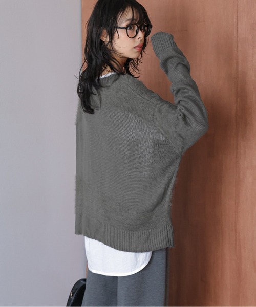 AMELY(エミリー)の「シャギーミックスシアーニットトップス(ニット/セーター・レディース・ブラック/チャコール/ベージュ/ブラウン・フリー)」の12枚目の写真