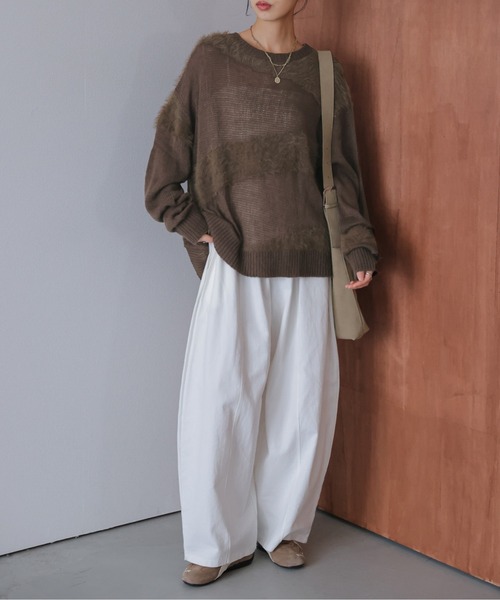 AMELY(エミリー)の「シャギーミックスシアーニットトップス(ニット/セーター・レディース・ブラック/チャコール/ベージュ/ブラウン・フリー)」の13枚目の写真