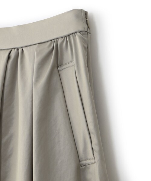 CAST:(キャストコロン)の「【CAST COLON】タックギャザーサテンスカート(スカート・レディース・ブラック/ベージュ・S/L/M)」の6枚目の写真