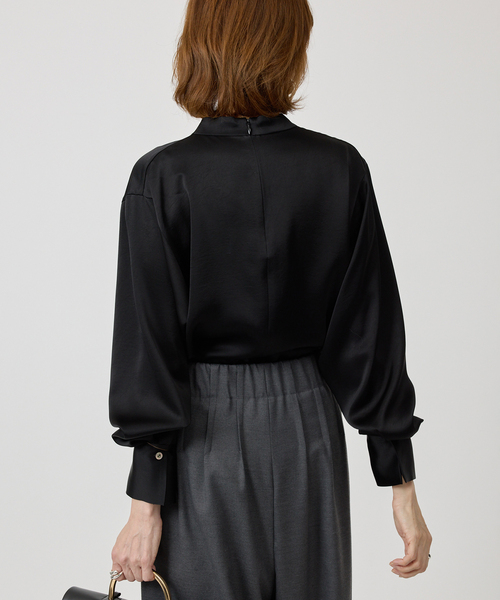 VERMEIL par iena（ヴェルメイユパーイエナ）の「タックドレープブラウス（シャツ/ブラウス・レディース・ブラック/アイボリー・FREE）」の5枚目の写真