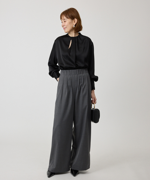 VERMEIL par iena（ヴェルメイユパーイエナ）の「タックドレープブラウス（シャツ/ブラウス・レディース・ブラック/アイボリー・FREE）」の9枚目の写真