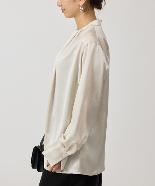 VERMEIL par iena（ヴェルメイユパーイエナ）の「タックドレープブラウス（シャツ/ブラウス・レディース・ブラック/アイボリー・FREE）」の13枚目の写真