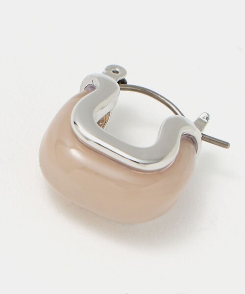 green label relaxing（グリーンレーベルリラクシング）の「マーブルスクエア フープピアス（ピアス（両耳用）・レディース・ライトグレー/ベージュ・FREE）」の4枚目の写真