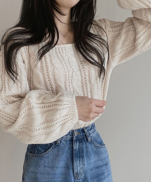 meJane（ミージェーン）の「スクエアネック ケーブルニットプルオーバー（ニット/セーター・レディース・ブラック/オフホワイト/グレー・FREE）」の4枚目の写真