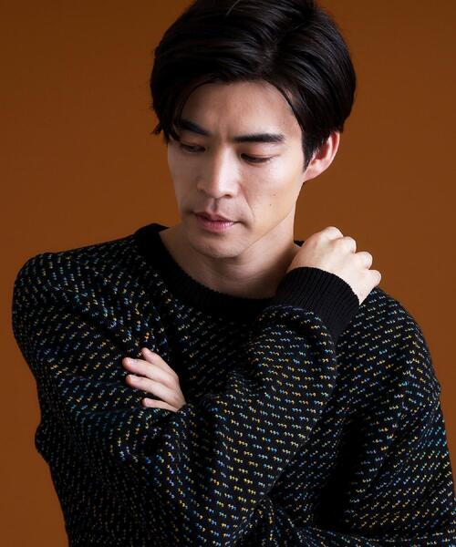 THE SHOP TK （ザ ショップ ティーケー ）の「バーズアイグラデーションニット 洗濯機OK／ユニセックスでおすすめ！（ニット/セーター・メンズ・ネイビー系/ホワイト系3/ブラック系・04/03/02）」の4枚目の写真