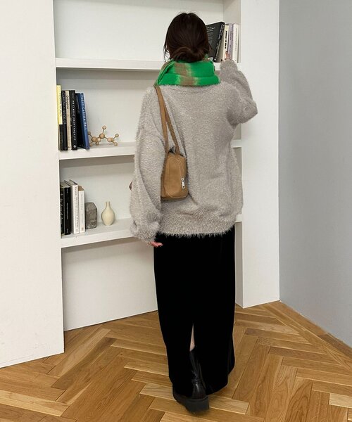 DISCOAT（ディスコート）の「太フリンジボーダーストール（ストール/ショール・レディース・アイボリー/ブルー/グリーン/オレンジ・FREE）」の5枚目の写真