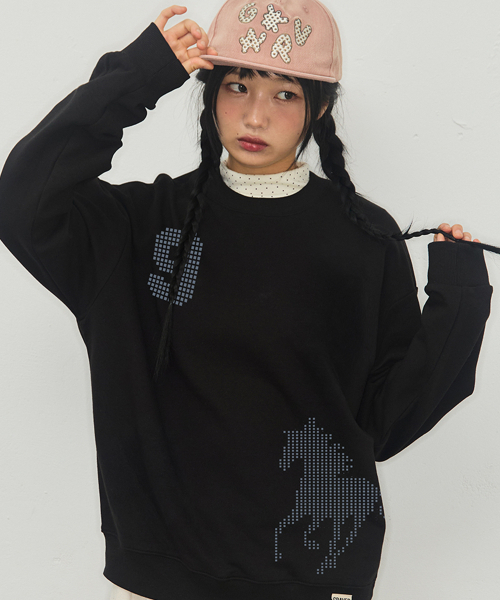 GRAVER（グレーバー）の「[ユニセックス]9 HORSE スウェット_4カラー（スウェット・レディース・グレー/ライトグレー/ブラック/レンガ・SMALL/MEDIUM/LARGE）」の5枚目の写真