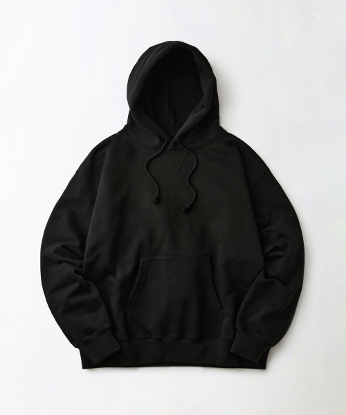 OUTSTANDING(アウトスタンディング)の「AUTHENTIC COMFORT HOOD SWEAT_BLACK(パーカー・メンズ・その他・MEDIUM/LARGE/X-LARGE)」の1枚目の写真