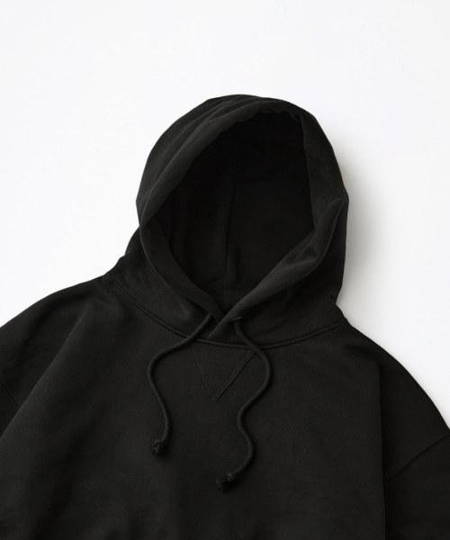 OUTSTANDING(アウトスタンディング)の「AUTHENTIC COMFORT HOOD SWEAT_BLACK(パーカー・メンズ・その他・MEDIUM/LARGE/X-LARGE)」の5枚目の写真