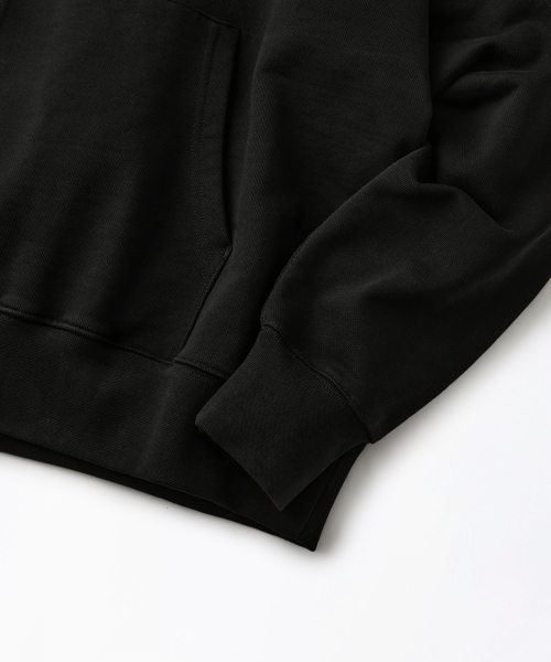 OUTSTANDING(アウトスタンディング)の「AUTHENTIC COMFORT HOOD SWEAT_BLACK(パーカー・メンズ・その他・MEDIUM/LARGE/X-LARGE)」の2枚目の写真