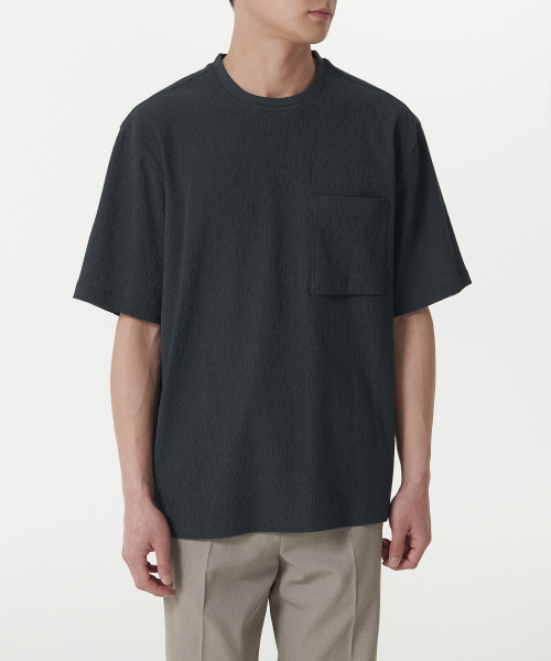 MUSINSA STANDARD（ムシンサスタンダード）の「クランクルオーバーサイズウーブンTシャツ[アイアングレー]（Tシャツ/カットソー・メンズ・その他・MEDIUM/LARGE/X-LARGE/XX-LARGE）」の2枚目の写真