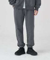 TOFFEE（トフィー）の「WIDE JOGGER SWEATPANTS (CHARCOAL)（スウェットパンツ・メンズ）」