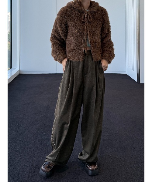 ELCHELE(エルチェレ)の「FUR KNIT ZIP HOODIE(ニット/セーター・レディース・ライトグレー/ブラウン/ブラック・FREE)」の13枚目の写真
