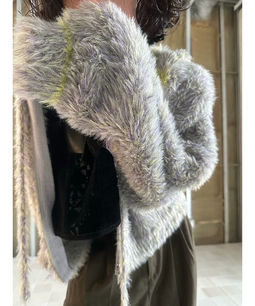 ELCHELE(エルチェレ)の「FUR KNIT ZIP HOODIE(ニット/セーター・レディース・ライトグレー/ブラウン/ブラック・FREE)」の20枚目の写真