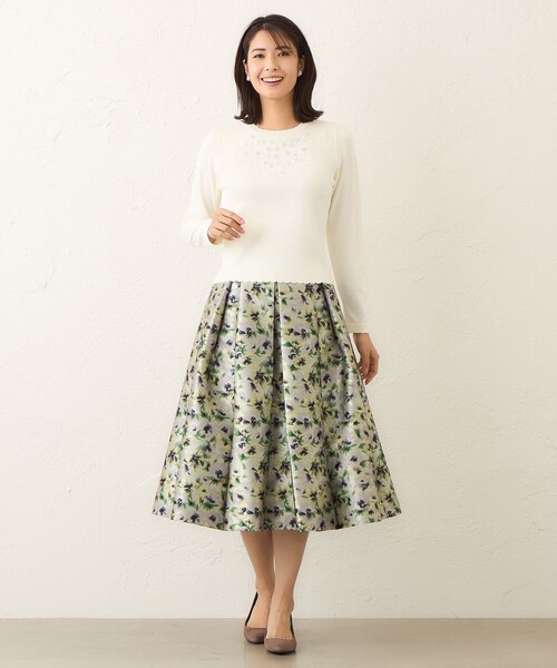 TO BE CHIC(トゥー ビー シック)の「フロントビジュー ニット(ニット/セーター・レディース・ピンク系その他2/ブラック/オフホワイト・40/42)」の4枚目の写真