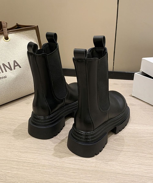 lulufa(ルルファ)の「フェイクレザーサイドゴアブーツ/厚底/プラットフォームブーツ(ブーツ・レディース・ブラック・MEDIUM/LARGE)」の13枚目の写真