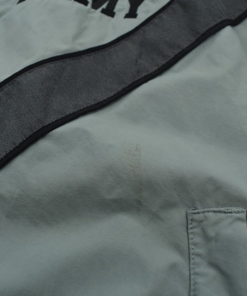 MILITARY（ミリタリー）の「【USED】U.S.ARMY ナイロン トレーニング ジャケット（ナイロンジャケット・メンズ・セージグリーン・X-LARGE）」の3枚目の写真