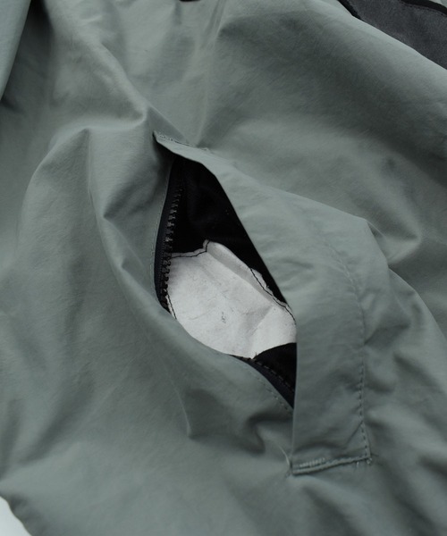 MILITARY（ミリタリー）の「【USED】U.S.ARMY ナイロン トレーニング ジャケット（ナイロンジャケット・メンズ・セージグリーン・X-LARGE）」の6枚目の写真