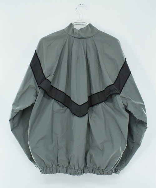 MILITARY（ミリタリー）の「【USED】U.S.ARMY ナイロン トレーニング ジャケット（ナイロンジャケット・メンズ・セージグリーン・X-LARGE）」の12枚目の写真