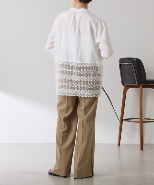 COLLAGE GALLARDAGALANTE（コラージュガリャルダガランテ）の「レース切替シャツ（シャツ/ブラウス・レディース・オフホワイト/ブラック・FREE）」の11枚目の写真