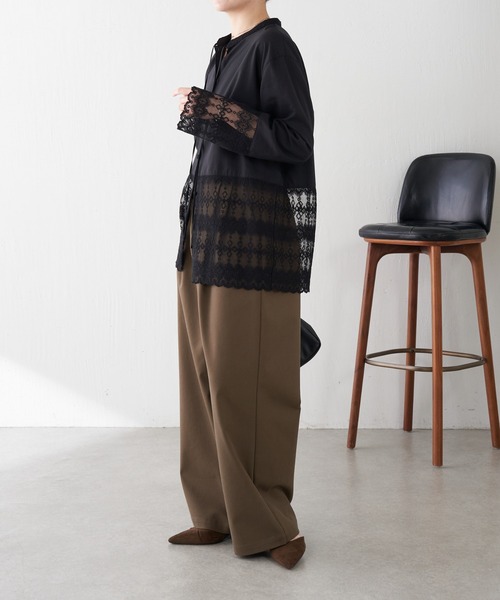 COLLAGE GALLARDAGALANTE（コラージュガリャルダガランテ）の「レース切替シャツ（シャツ/ブラウス・レディース・オフホワイト/ブラック・FREE）」の19枚目の写真