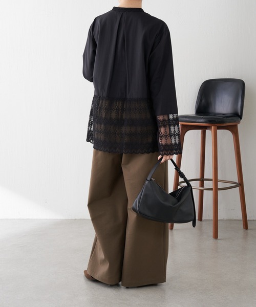 COLLAGE GALLARDAGALANTE（コラージュガリャルダガランテ）の「レース切替シャツ（シャツ/ブラウス・レディース・オフホワイト/ブラック・FREE）」の20枚目の写真