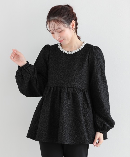 Fit more(フィットモア)の「パールネックフラワージャガードトップス(その他トップス・レディース・ブルー/ブラック/クリーム・FREE)」の4枚目の写真