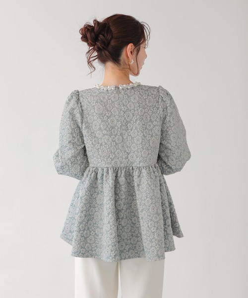 Fit more(フィットモア)の「パールネックフラワージャガードトップス(その他トップス・レディース・ブルー/ブラック/クリーム・FREE)」の11枚目の写真