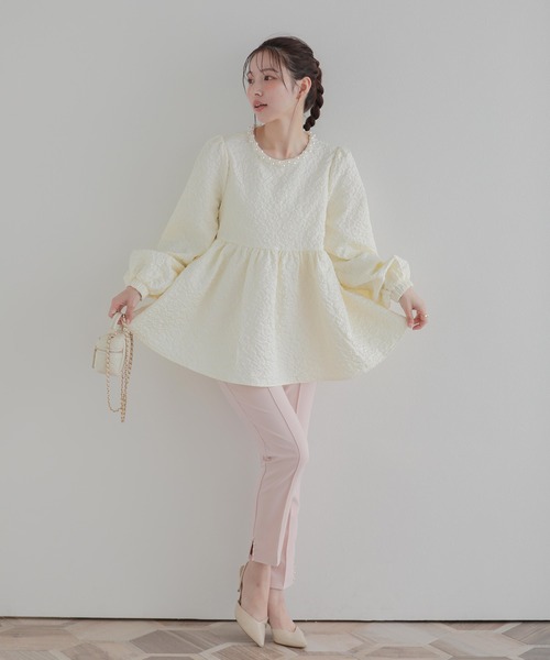 Fit more(フィットモア)の「パールネックフラワージャガードトップス(その他トップス・レディース・ブルー/ブラック/クリーム・FREE)」の14枚目の写真