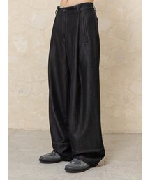 BEGIN202（ビギン202）の「ワンタックワイドライクデニムパンツ[ブラック]（スラックス）」