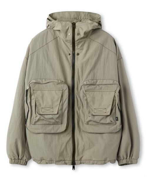 WMC（ダブリューエムシー）の「マルチポケットウィンドブレーカー_BEIGE（ナイロンジャケット・メンズ・ベージュ・LARGE/X-LARGE）」の2枚目の写真