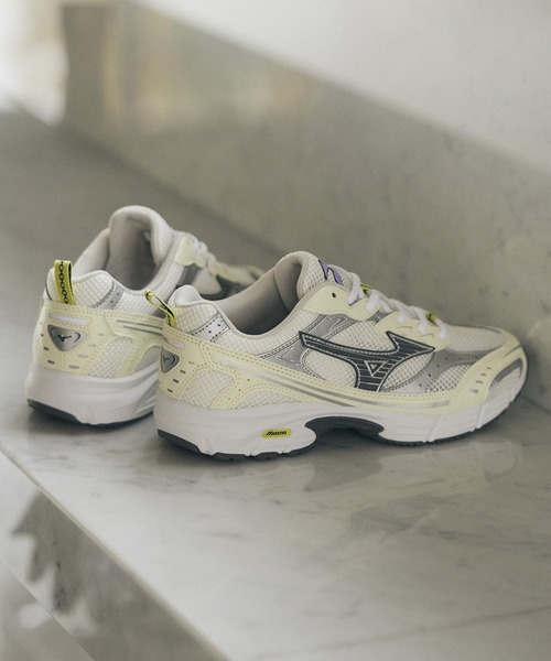 MIZUNO（ミズノ　）の「【MIZUNO】MXR D1GA2451 スニーカー（スニーカー・レディース・オフホワイト/ブラック・23cm/25cm/24.5cm/24cm/23.5cm）」の6枚目の写真